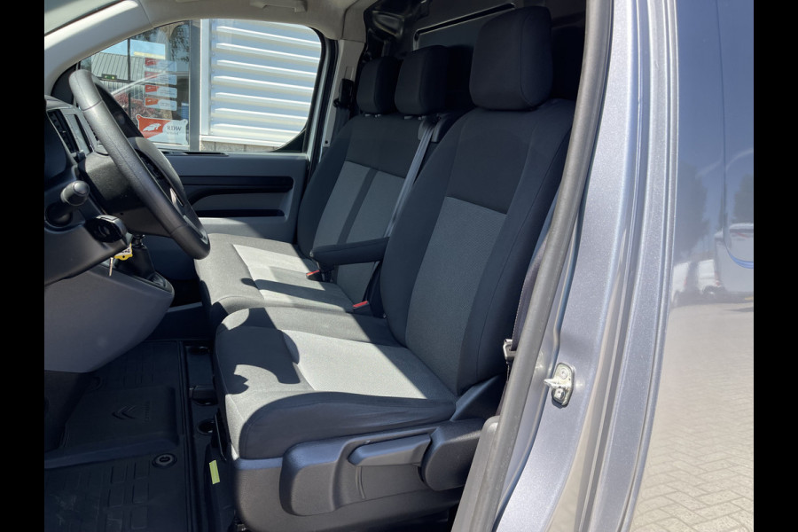 Citroën Jumpy 1.5 BlueHDI 120pk M Club L2H1 / vaste prijs rijklaar € 16.950 ex btw / lease vanaf € 285 / airco / cruise control / bijrijdersbank / grijs metallic / navigatie / euro 6 / bpm vrij