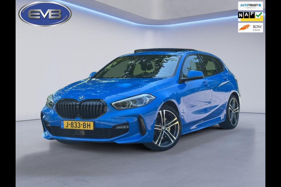 BMW 1-serie 118i AUTOMAAT M - sport pakket, schuifdak, stoelverwarming,vele opties, Nederlandse auto met nationale auto pas