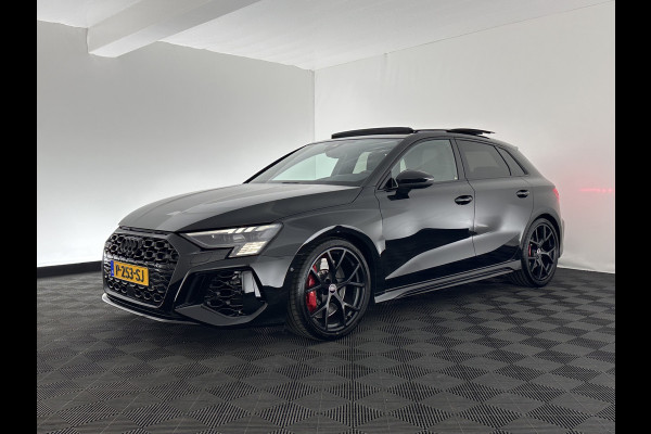 Audi RS3 Sportback 2.5 TFSI quattro Aut. *PANO | HEAD-UP | MATRIX-LED | FULL-LED | ADAPTIVE-CRUISE | BLIND-SPOT | MEMORY-PACK | KEYLESS | SPORT-SEATS | CAMERA | DIGI-COCKPIT | AMBIENT-LIGHT | 19''ALU*