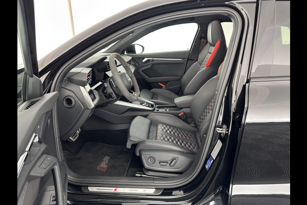 Audi RS3 Sportback 2.5 TFSI quattro Aut. *PANO | HEAD-UP | MATRIX-LED | FULL-LED | ADAPTIVE-CRUISE | BLIND-SPOT | MEMORY-PACK | KEYLESS | SPORT-SEATS | CAMERA | DIGI-COCKPIT | AMBIENT-LIGHT | 19''ALU*