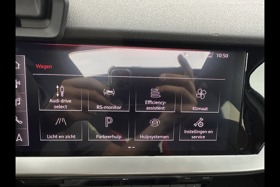 Audi RS3 Sportback 2.5 TFSI quattro Aut. *PANO | HEAD-UP | MATRIX-LED | FULL-LED | ADAPTIVE-CRUISE | BLIND-SPOT | MEMORY-PACK | KEYLESS | SPORT-SEATS | CAMERA | DIGI-COCKPIT | AMBIENT-LIGHT | 19''ALU*