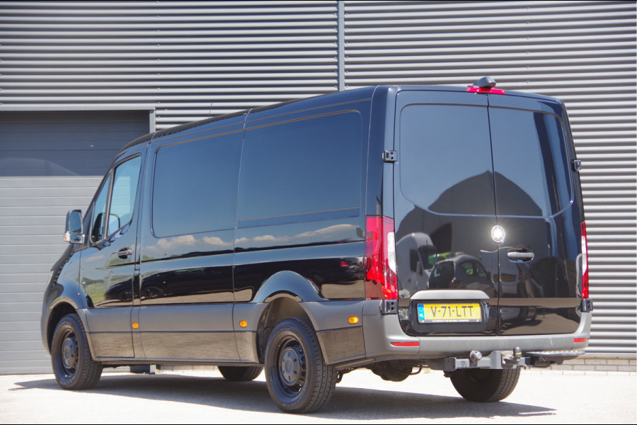 Mercedes-Benz Sprinter 317 1.9 CDI L2H1 AUT. LED, MBUX 10'', 3.5T TREKHAAK, STANDKACHEL, STOELVERWARMING, NAVI, CAMERA, CRUISE, LEDER STUUR