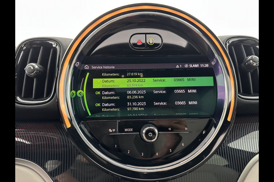 MINI Countryman 1.5 Cooper Business Edition Aut. *PANO | FULL-LEATHER | FULL-LED | HARMAN/KARDON | SPORT-SEATS | CAMERA | KEYKESS | DIGI-COCKPIT | NAVI-FULLMAP | ECC | PDC | CRUISE*