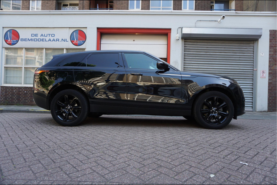 Land Rover Range Rover Velar 2.0 P400e * Black on Black * Privacy glass 20inch * Aktieprijs