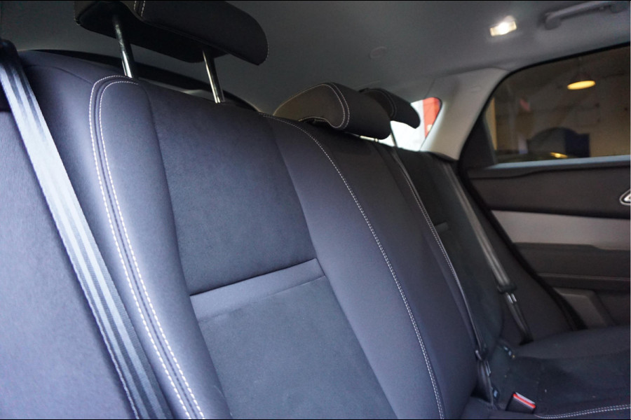 Land Rover Range Rover Velar 2.0 P400e * Black on Black * Privacy glass 20inch * Aktieprijs