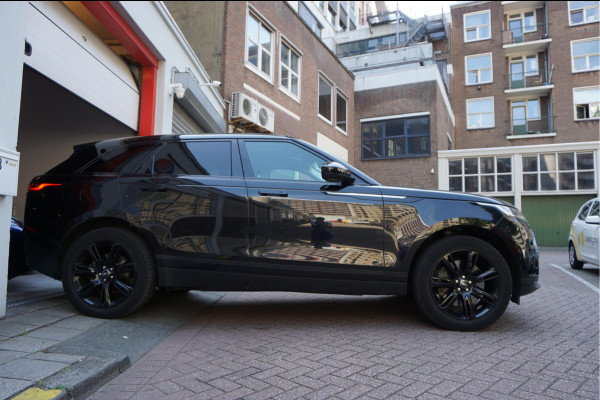 Land Rover Range Rover Velar 2.0 P400e * Black on Black * Privacy glass 20inch * Aktieprijs