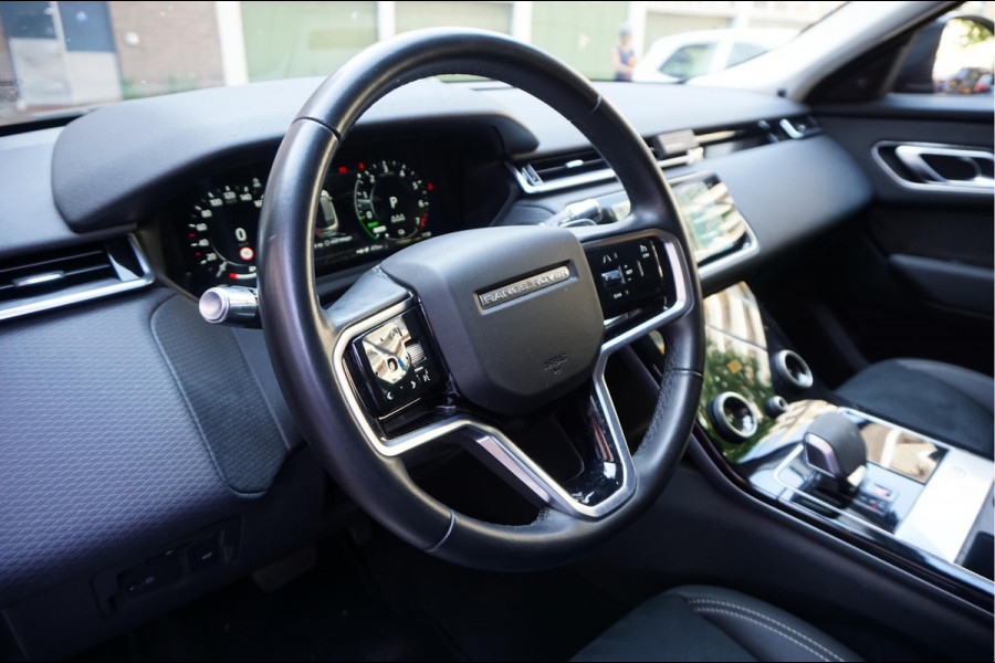 Land Rover Range Rover Velar 2.0 P400e * Black on Black * Privacy glass 20inch * Aktieprijs