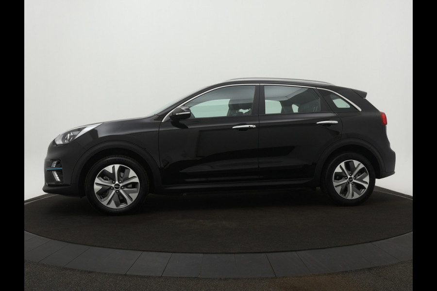 Kia e-Niro DynamicLine 64 kWh - SOH 96,9% - Adaptief Cruise Control - Climate Control - Lichtmetalen Velgen - Navigatie - Fabrieksgarantie Tot 2029