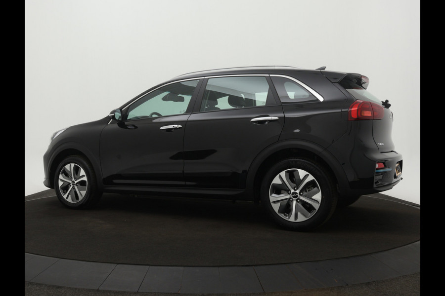 Kia e-Niro DynamicLine 64 kWh - SOH 96,9% - Adaptief Cruise Control - Climate Control - Lichtmetalen Velgen - Navigatie - Fabrieksgarantie Tot 2029