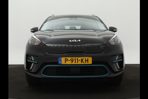 Kia e-Niro DynamicLine 64 kWh - SOH 96,9% - Adaptief Cruise Control - Climate Control - Lichtmetalen Velgen - Navigatie - Fabrieksgarantie Tot 2029