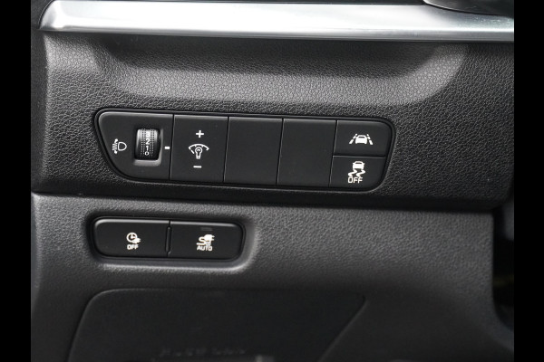 Kia e-Niro DynamicLine 64 kWh - SOH 96,9% - Adaptief Cruise Control - Climate Control - Lichtmetalen Velgen - Navigatie - Fabrieksgarantie Tot 2029