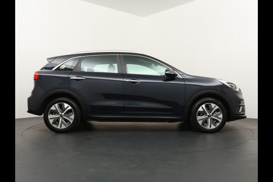 Kia e-Niro DynamicLine 64 kWh - SOH 93,5% - Navigatie - Adaptief Cruise Control - Climate Control - Apple/Android Carplay Fabrieksgarantie Tot 2029