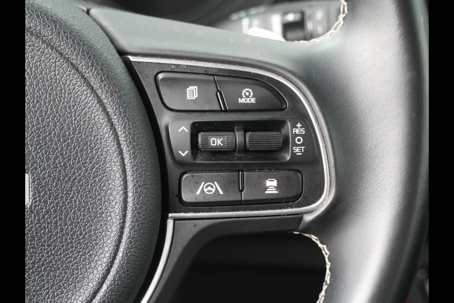 Kia e-Niro DynamicLine 64 kWh - SOH 93,5% - Navigatie - Adaptief Cruise Control - Climate Control - Apple/Android Carplay Fabrieksgarantie Tot 2029