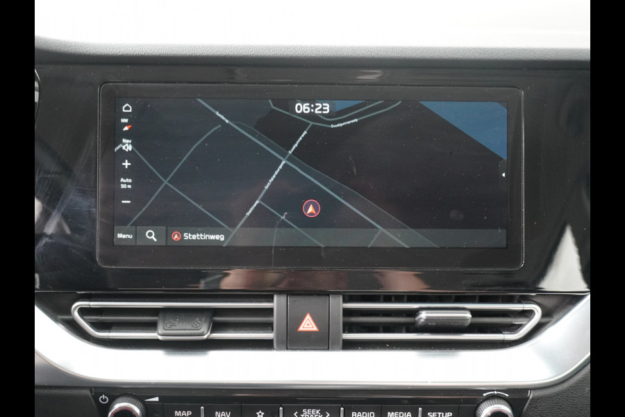 Kia e-Niro DynamicLine 64 kWh - SOH 93,5% - Navigatie - Adaptief Cruise Control - Climate Control - Apple/Android Carplay Fabrieksgarantie Tot 2029