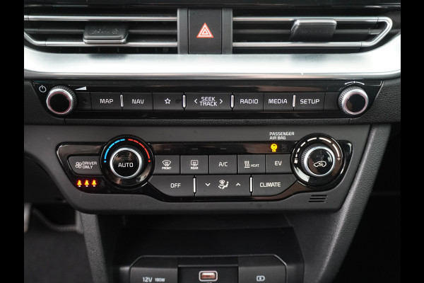 Kia e-Niro DynamicLine 64 kWh - SOH 93,5% - Navigatie - Adaptief Cruise Control - Climate Control - Apple/Android Carplay Fabrieksgarantie Tot 2029