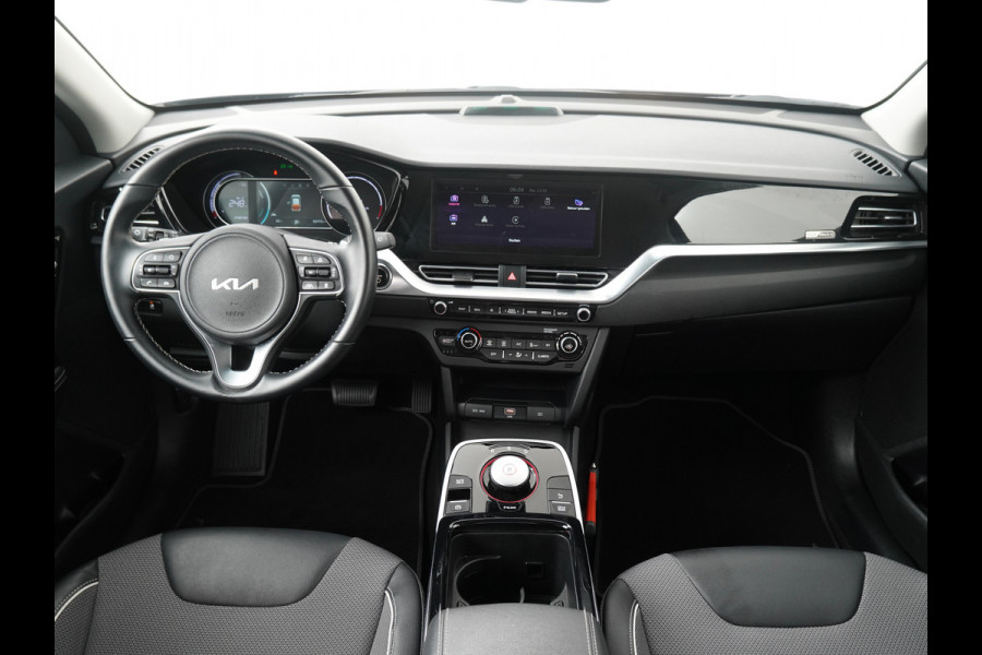 Kia e-Niro DynamicLine 64 kWh - SOH 93,5% - Navigatie - Adaptief Cruise Control - Climate Control - Apple/Android Carplay Fabrieksgarantie Tot 2029