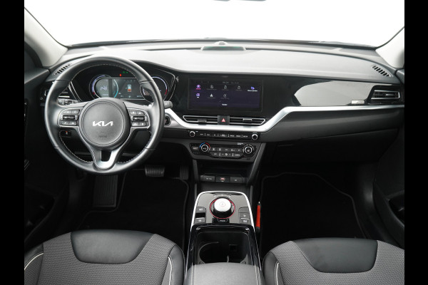 Kia e-Niro DynamicLine 64 kWh - SOH 93,5% - Navigatie - Adaptief Cruise Control - Climate Control - Apple/Android Carplay Fabrieksgarantie Tot 2029