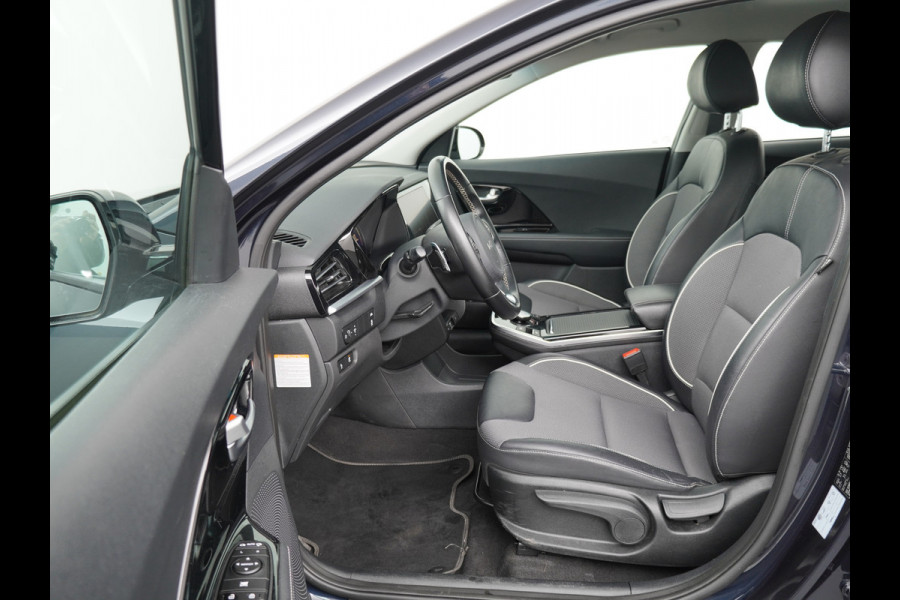 Kia e-Niro DynamicLine 64 kWh - SOH 97,2% - Adaptief Control - Climate Control - Navigatie - Apple/Android Carplay - Fabrieksgarantie Tot 2029