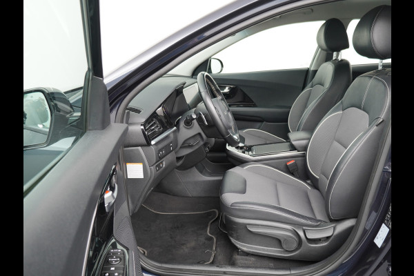 Kia e-Niro DynamicLine 64 kWh - SOH 97,2% - Adaptief Control - Climate Control - Navigatie - Apple/Android Carplay - Fabrieksgarantie Tot 2029