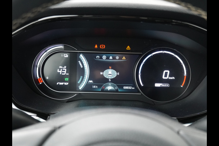 Kia e-Niro DynamicLine 64 kWh - SOH 97,2% - Adaptief Control - Climate Control - Navigatie - Apple/Android Carplay - Fabrieksgarantie Tot 2029