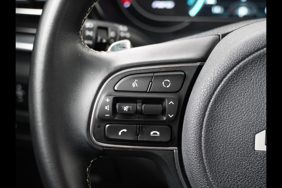 Kia e-Niro DynamicLine 64 kWh - SOH 97,2% - Adaptief Control - Climate Control - Navigatie - Apple/Android Carplay - Fabrieksgarantie Tot 2029