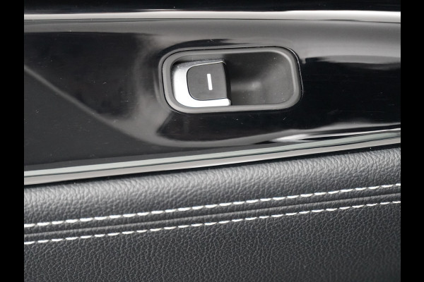 Kia e-Niro DynamicLine 64 kWh - SOH 97,2% - Adaptief Control - Climate Control - Navigatie - Apple/Android Carplay - Fabrieksgarantie Tot 2029