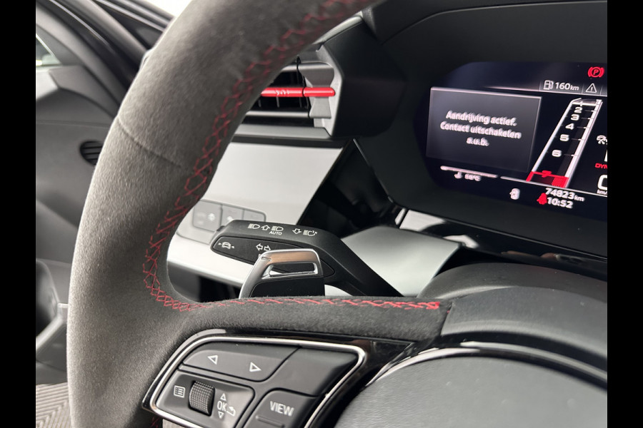 Audi RS3 Sportback 2.5 TFSI quattro Aut. *PANO | HEAD-UP | MATRIX-LED | FULL-LED | ADAPTIVE-CRUISE | BLIND-SPOT | MEMORY-PACK | KEYLESS | SPORT-SEATS | CAMERA | DIGI-COCKPIT | AMBIENT-LIGHT | 19''ALU*