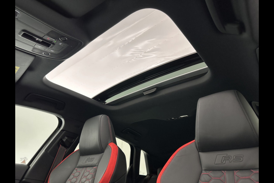 Audi RS3 Sportback 2.5 TFSI quattro Aut. *PANO | HEAD-UP | MATRIX-LED | FULL-LED | ADAPTIVE-CRUISE | BLIND-SPOT | MEMORY-PACK | KEYLESS | SPORT-SEATS | CAMERA | DIGI-COCKPIT | AMBIENT-LIGHT | 19''ALU*