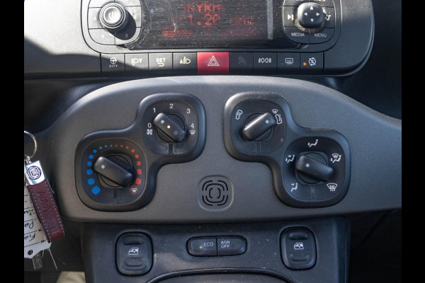 Fiat Panda TwinAir Turbo Lounge l Automaat l Airco | Parkeersensoren | Lichtmetalen velgen