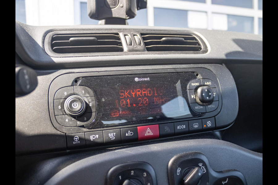 Fiat Panda TwinAir Turbo Lounge l Automaat l Airco | Parkeersensoren | Lichtmetalen velgen