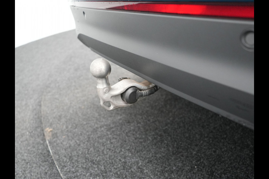 Volkswagen Tiguan 1.5 eHybrid Elegance Plug In Hybrid 204pk Nieuw Model PHEV | Trekhaak af Fabriek | Head Up | Adaptive Cruise | 360 Camera | Alcantara Sportstoelen Massage | IQ light | Keyless | Parkassist | Sfeerverlichting |