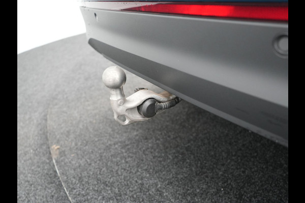Volkswagen Tiguan 1.5 eHybrid Elegance Plug In Hybrid 204pk Nieuw Model PHEV | Trekhaak af Fabriek | Head Up | Adaptive Cruise | 360 Camera | Alcantara Sportstoelen Massage | IQ light | Keyless | Parkassist | Sfeerverlichting |