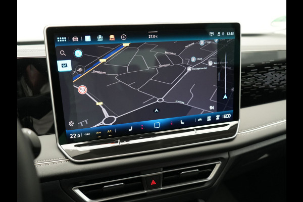 Volkswagen Tiguan 1.5 eHybrid Elegance Plug In Hybrid 204pk Nieuw Model PHEV | Trekhaak af Fabriek | Head Up | Adaptive Cruise | 360 Camera | Alcantara Sportstoelen Massage | IQ light | Keyless | Parkassist | Sfeerverlichting |