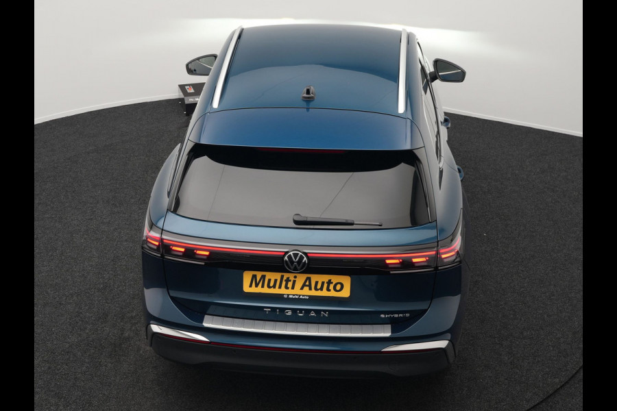 Volkswagen Tiguan 1.5 eHybrid Elegance Plug In Hybrid 204pk Nieuw Model PHEV | Trekhaak af Fabriek | Head Up | Adaptive Cruise | 360 Camera | Alcantara Sportstoelen Massage | IQ light | Keyless | Parkassist | Sfeerverlichting |