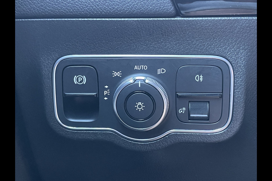 Mercedes-Benz B-Klasse 200 Business Solution AMG | Navi | Camera | Ambient Light | LED | MBUX | 18 inch