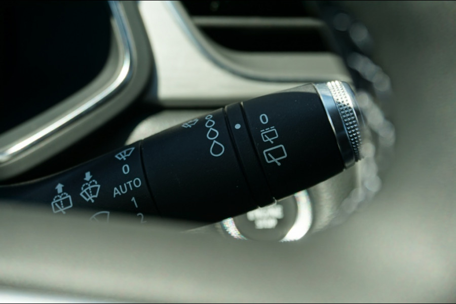 Renault Captur 90PK Intens 9,3'MULTIMEDIA | NAVI | CAMERA | PARKSENS V+A | LUXE