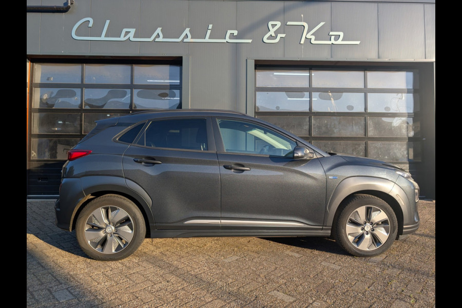 Hyundai Kona EV Premium 64 kWh