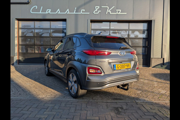 Hyundai Kona EV Premium 64 kWh