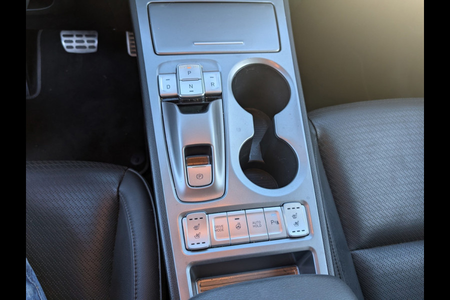 Hyundai Kona EV Premium 64 kWh