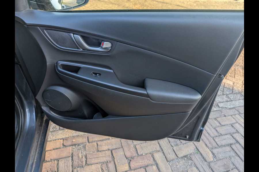Hyundai Kona EV Premium 64 kWh