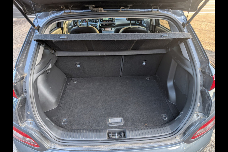 Hyundai Kona EV Premium 64 kWh