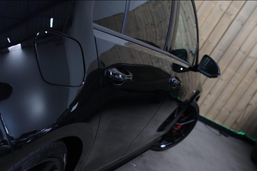 Volkswagen Golf 2.0 TSI GTI TCR *Akra*Pano*Dynaudio*Camera*Leder*DCC*