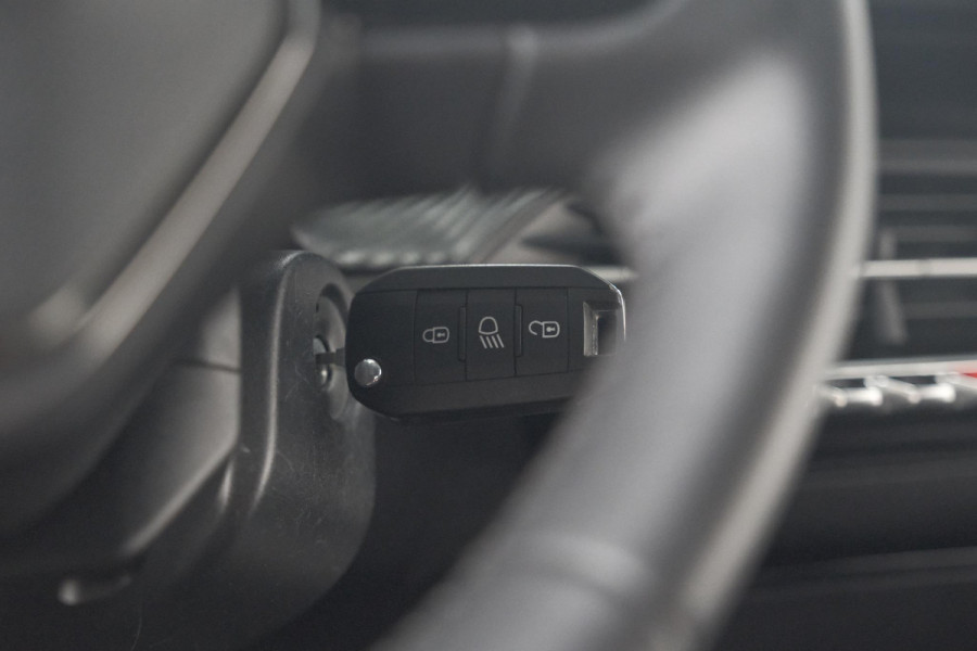 Peugeot 208 PureTech 75 Active | Apple Carplay | Cruise Control | Airco