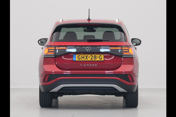 Volkswagen T-Cross 1.5 TSI 150pk DSG R-Line Business Navi via App Camera Stoelverwarming Acc