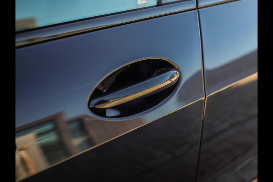 BMW X5 xDrive30d High Executive | M-Sport | Stoelverw/ventilatie | Trekhaak | Pano | H/K | Drive Assist | HUD