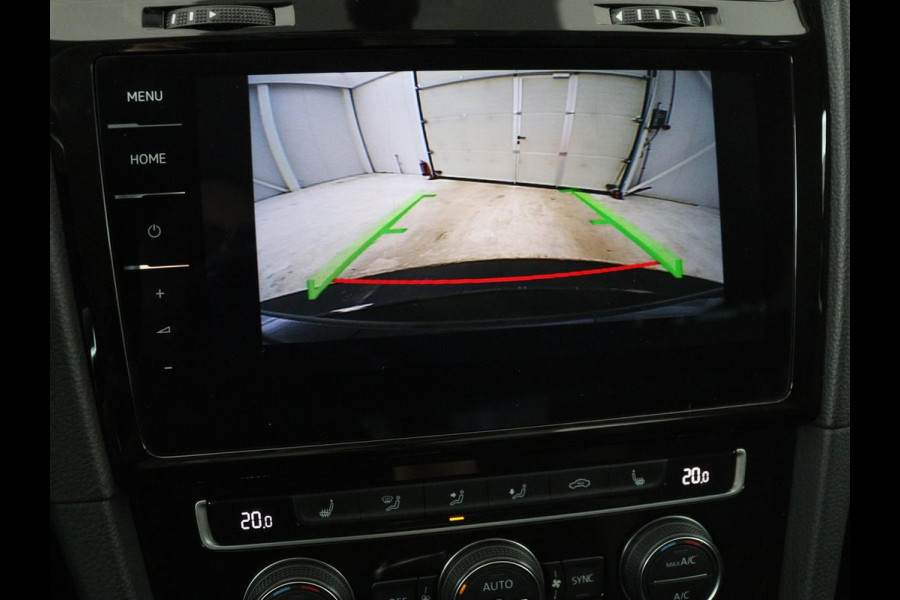 Volkswagen Golf 1.5 TSI Highline | Stoelverwarming | Virtual Cockpit | Carplay | Massage | Camera | Adaptive cruise | Park Assist | Climate control