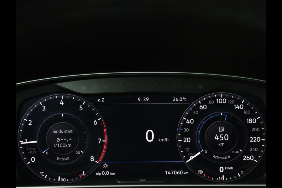 Volkswagen Golf 1.5 TSI Highline | Stoelverwarming | Virtual Cockpit | Carplay | Massage | Camera | Adaptive cruise | Park Assist | Climate control
