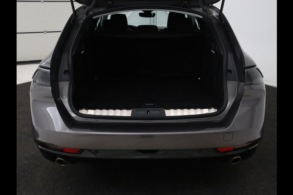 Peugeot 508 1.6 HYbrid Allure Pack Business | Adaptive cruise | Camera | Carplay | Full LED | Navigatie | Keyless | Half leder | Parkeerhulp | PHEV