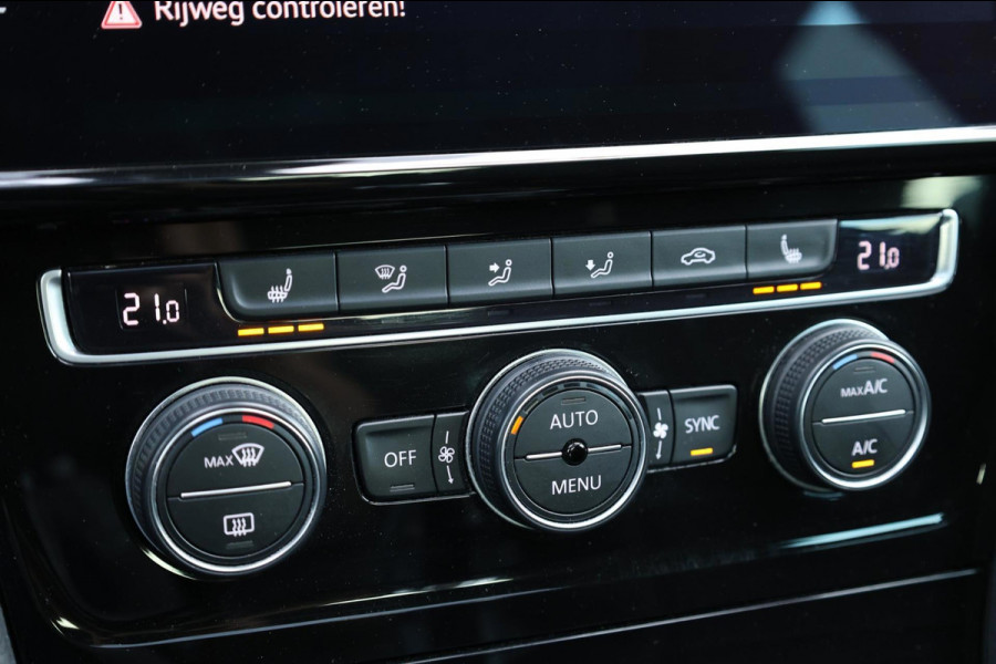 Volkswagen Golf 2.0 TSI 4Motion R 300PK AKRAPOVIC/VIRTUAL/PANO/LEER+S.VERWARMING+MEMORY/DYNAUDIO/19" LMV/ACC/ECC/12 MDN GARANTIE!