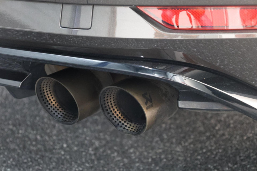 Volkswagen Golf 2.0 TSI 4Motion R 300PK AKRAPOVIC/VIRTUAL/PANO/LEER+S.VERWARMING+MEMORY/DYNAUDIO/19" LMV/ACC/ECC/12 MDN GARANTIE!